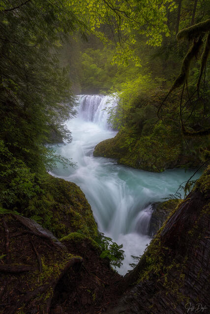 WHISPERS OF SPIRIT FALLS