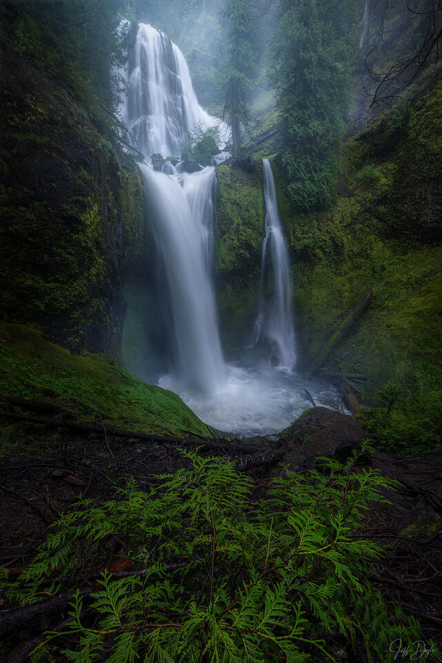 Spring Rainfall Over Fall's Creek Falls in Washington's Wilderness