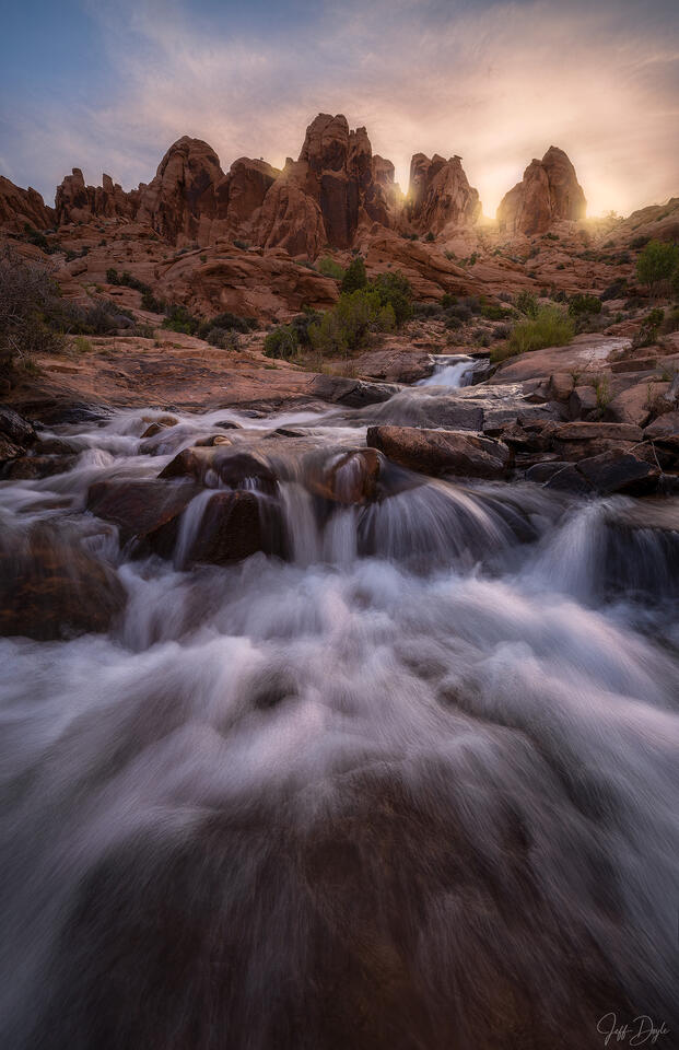 Waterfall at Sunrise in Utah’s Red Rock Desert – Arches Backcountry Stream